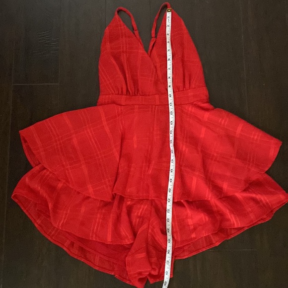 Red, lined pattern romper - Picture 6 of 6